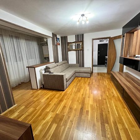 Debo Apartament Lugoj Bagian luar foto