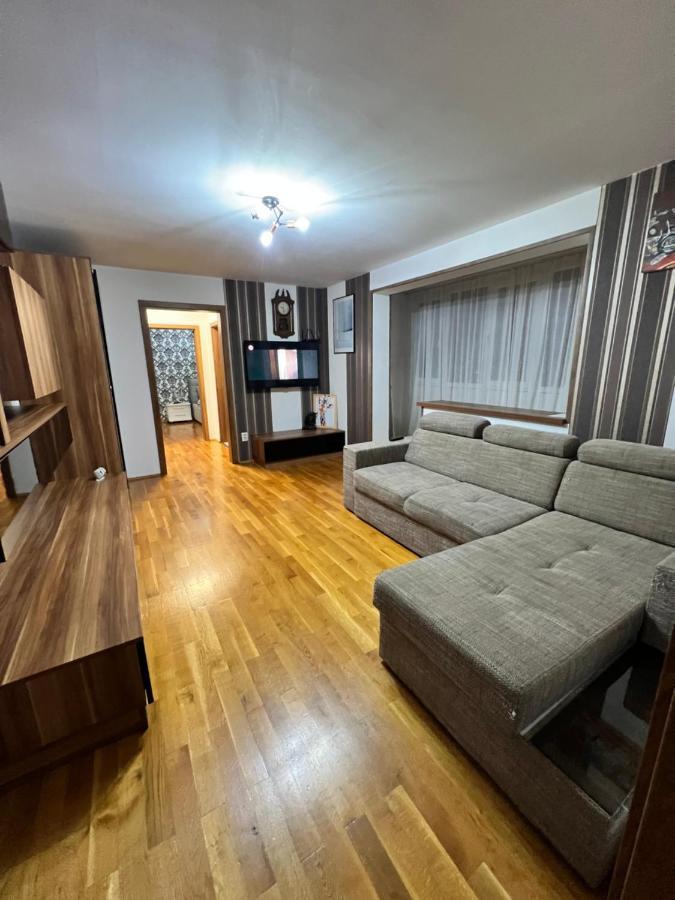 Debo Apartament Lugoj Bagian luar foto